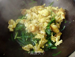 家常菜----韭菜炒鸡蛋的做法步骤：6