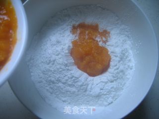 南瓜饼的做法步骤：3