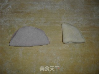 莲花馒头的做法步骤：3