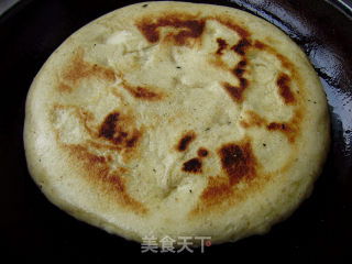 家常主食----黑芝麻三合面发面饼的做法步骤：11