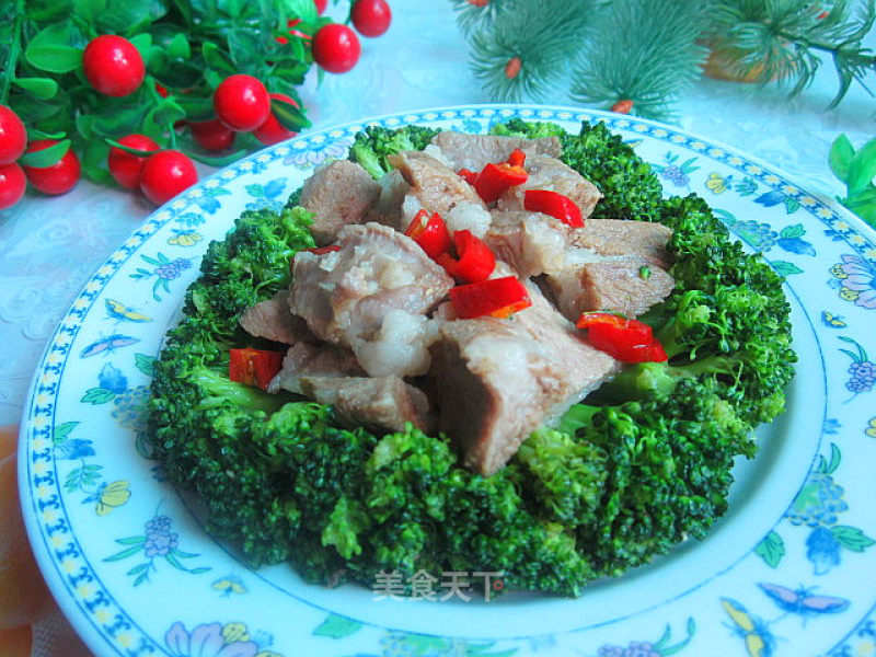 西兰花烧肉的做法
