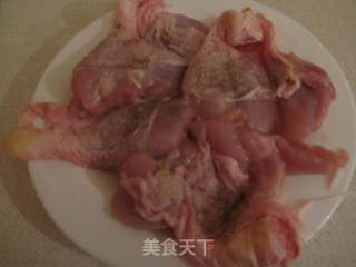汉堡搭档—铁板烧鸡腿肉的做法步骤：3