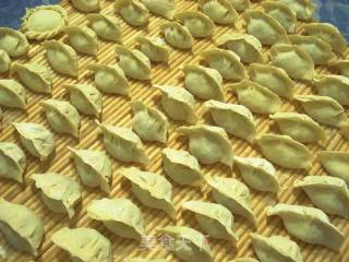芹菜牛肉水饺的做法步骤：13