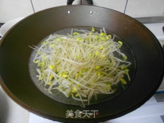 凉拌黄豆芽的做法步骤：2