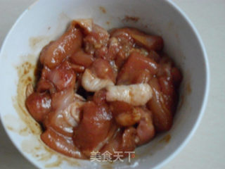 脆皮炸鸡块的做法步骤：2