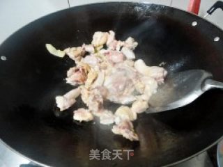 西兰花炒鸡的做法步骤：5