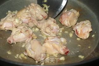 【创意新派菜】--- 莲藕焖鸡翅根的做法步骤：4