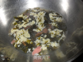 火腿肠紫菜蛋花汤的做法步骤：4