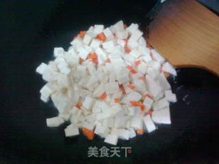芹菜叶炒豆腐的做法步骤：3