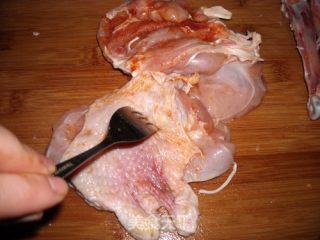 蜜汁烤鸡腿的做法步骤：1