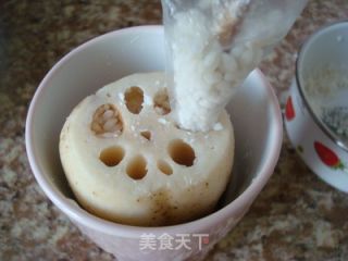 软糯香甜——糖桂花糯米藕的做法步骤：3