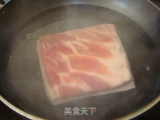 【龙年新春家宴菜】香芋扣肉的做法步骤：3