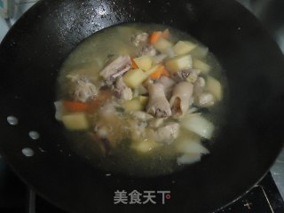 咖喱鸡的做法步骤：4
