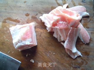 川菜美味の蒜苗回锅的做法步骤：3