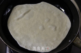 葱油鸡蛋饼的做法步骤：12