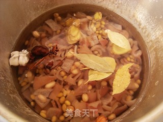 花生黄豆皮冻的做法步骤：5