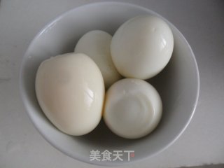 虎皮鸡蛋的做法步骤：1