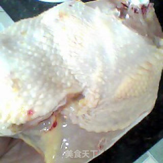 过年了每家餐桌上都离不开鸡肉---炸鸡拼盘的做法步骤：1
