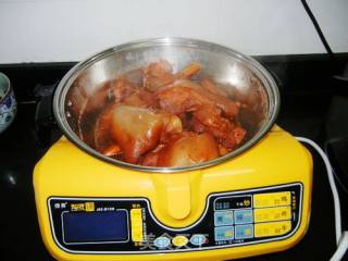 腐乳猪蹄膀的做法步骤：15