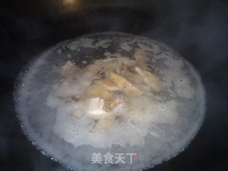 咸鸡米线的做法步骤：4
