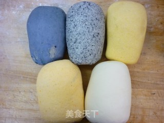 祥云花卷的做法步骤：2
