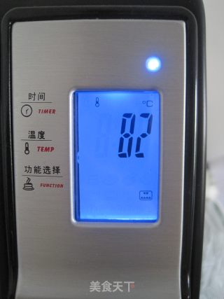烤箱版自制饼干碎葡萄干造型巧克力的做法步骤：3