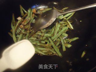 豆角炒鸡肉的做法步骤：7