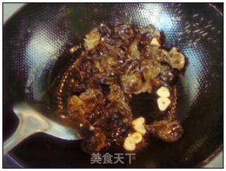 蒜黄木耳炒蛋的做法步骤：7