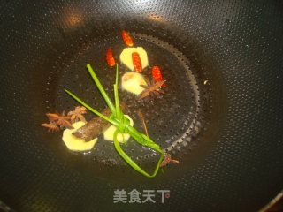 红烧风爪的做法步骤：3