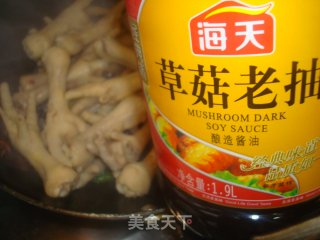 红烧风爪的做法步骤：4