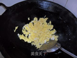 韭黄炒鸡蛋的做法步骤：4