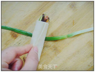 蒜香蚝油豆皮卷的做法步骤：11