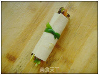 蒜香蚝油豆皮卷的做法步骤：12