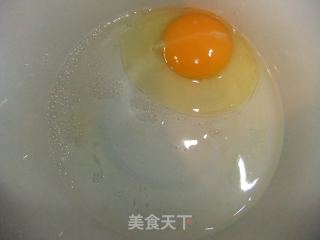 紫菜鸡蛋饼的做法步骤：1