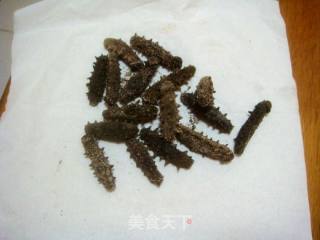泡发干海参的全过程的做法步骤：2