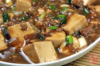 家常肉末烧豆腐的做法步骤：11