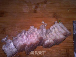 回锅肉的做法步骤：5