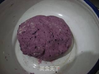 紫薯芝麻饼的做法步骤：2