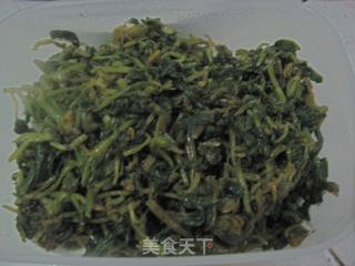 鸡毛菜炒丝瓜的做法步骤：2