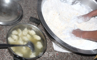 豆沙糯米果的做法步骤：1