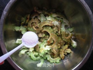 凉拌苦瓜的做法步骤：5