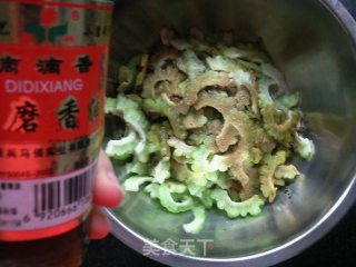 凉拌苦瓜的做法步骤：6