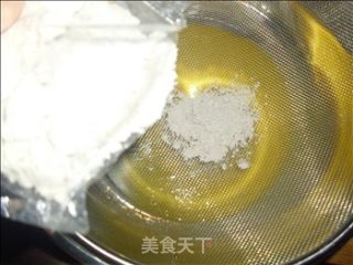 椰芝麻香蛋糕的做法步骤：3
