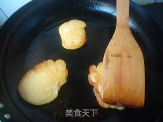 香煎玉米饼的做法步骤：4