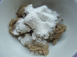 芝麻糯米绿豆糕的做法步骤：4