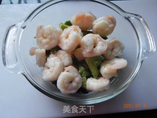 春意嫣然---鸡尾酒虾的做法步骤：7