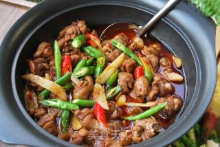 鸭肉最巴适、最过瘾的私房做法 ——【子姜焖鸭煲】的做法步骤：17