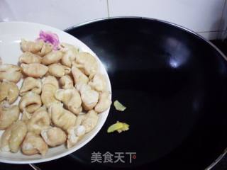 青菜煲肥肠的做法步骤：8
