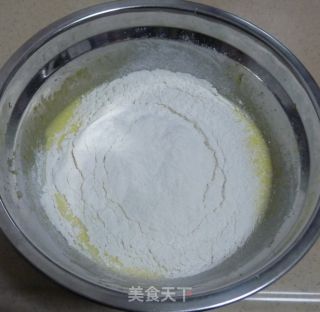 草莓蛋糕卷的做法步骤：4