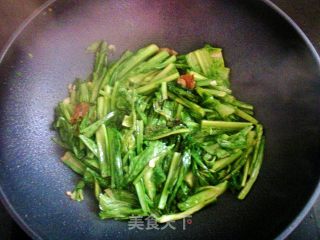 荤香油麦菜的做法步骤：7